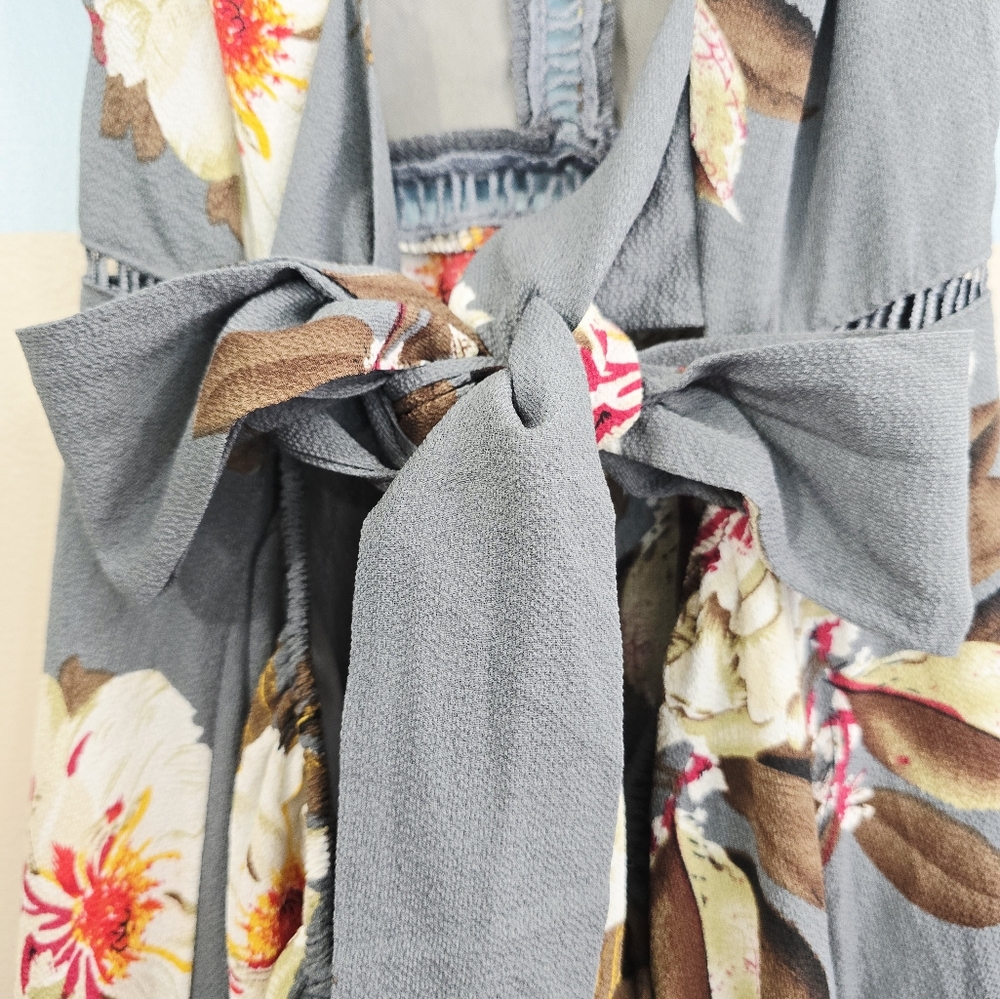 NWT Zesica Floral Gray Halter Split Maxi Dress - Picture 7 of 10